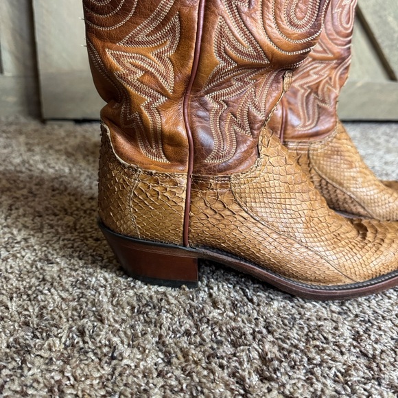 1883 Lucchese python and leather western boots Size 7 - Picture 7 of 15